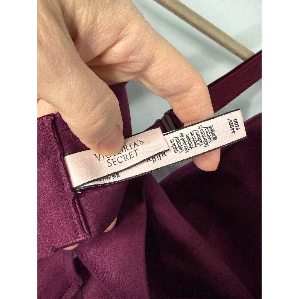 Victoria's Secret Perfect Coverage Bra 44DD Plum Underwire Padded 163783-SDC